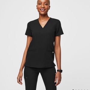 Figs Casma scrub top